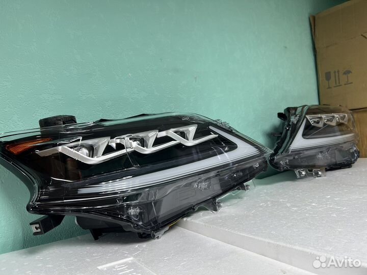 Фары Lexus RX350 в стиле 20 года