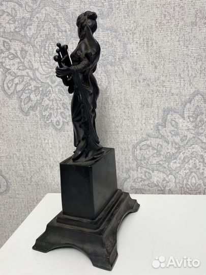 Часы подчасник Муза, чугун касли 50е гг