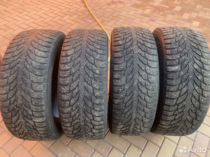 Nokian Tyres Hakkapeliitta 9 SUV 265/60 R18 114T