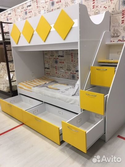 Лестница комод