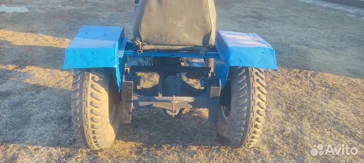 Мини-трактор, 1990