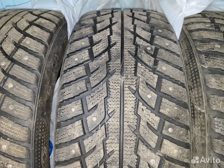 Kumho I'Zen RV Stud KC16 225/55 R18 102