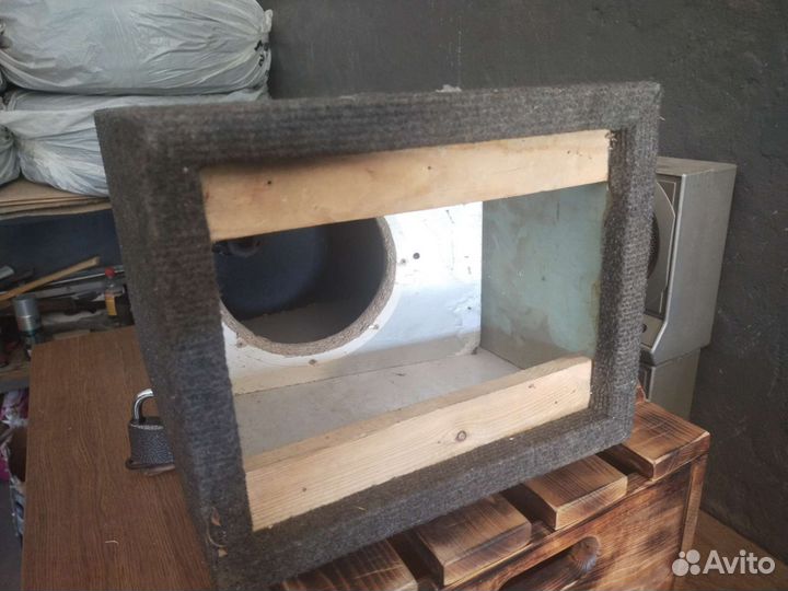 Корпус под сабвуфер