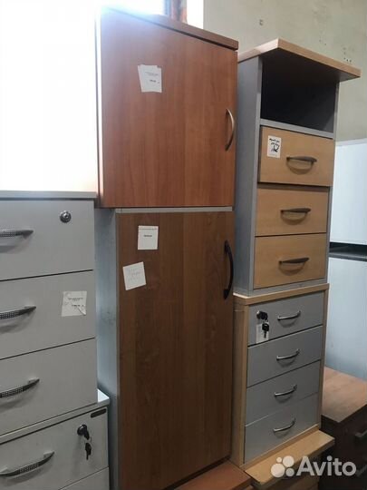 Тумба распашная с дверцами