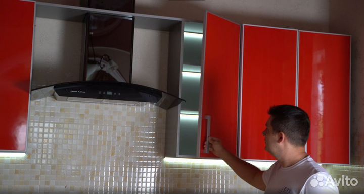 Умная подсветка мебели и гарнитура реагирующая на