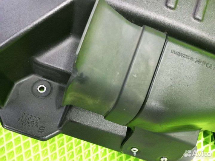 Резонатор воздушного фильтра Honda Civic 8 4D