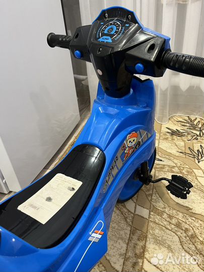 Детский велосипед трехколесный