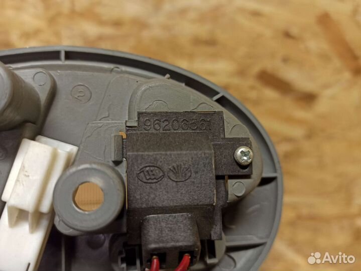 Плафон салона передний Chevrolet Lacetti