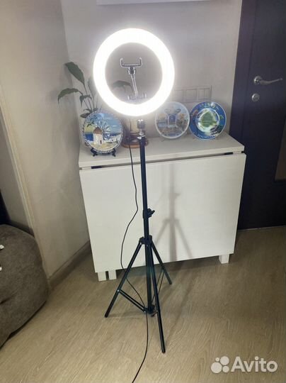 Продам кольцевую селфи лампу