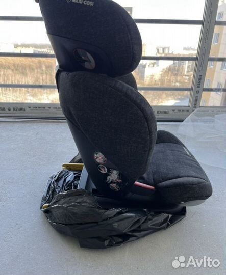 Автокресло Maxi-Cosi