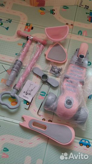 Самокат с родительской ручкой и сиденьем