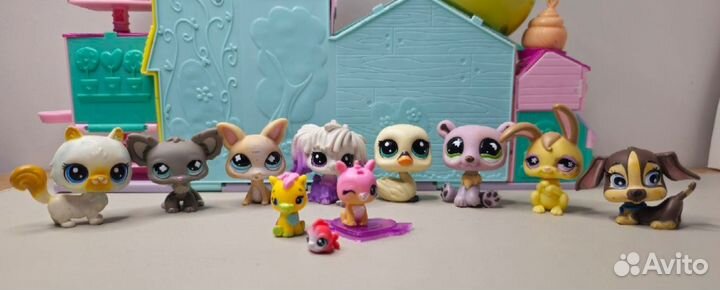 Домик и игрушки Littlest Pet Shop (LPS)