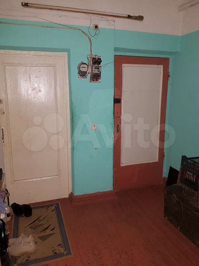 Комната 29 м² в 3-к., 1/2 эт.