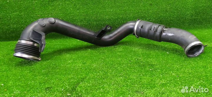 Патрубок интеркулера Volvo V40 B5204T9 2013