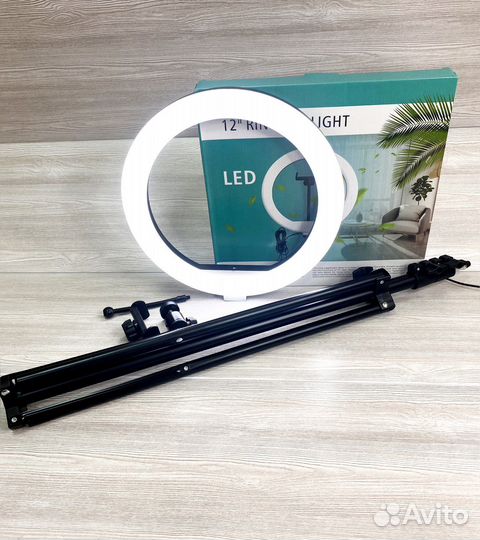 Кольцевая лампа 30 см со штативом