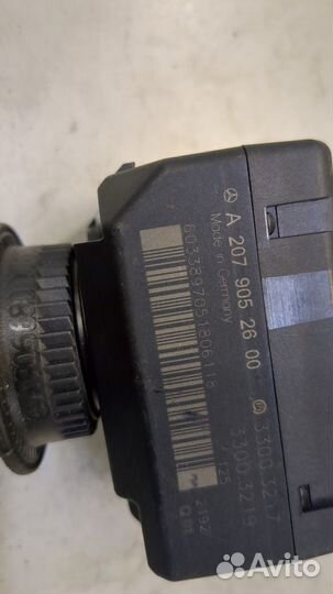 Замок зажигания Mercedes C W204, 2012