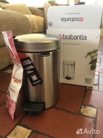 Мусорное ведро Brabantia Newicon Pedal bin 3л