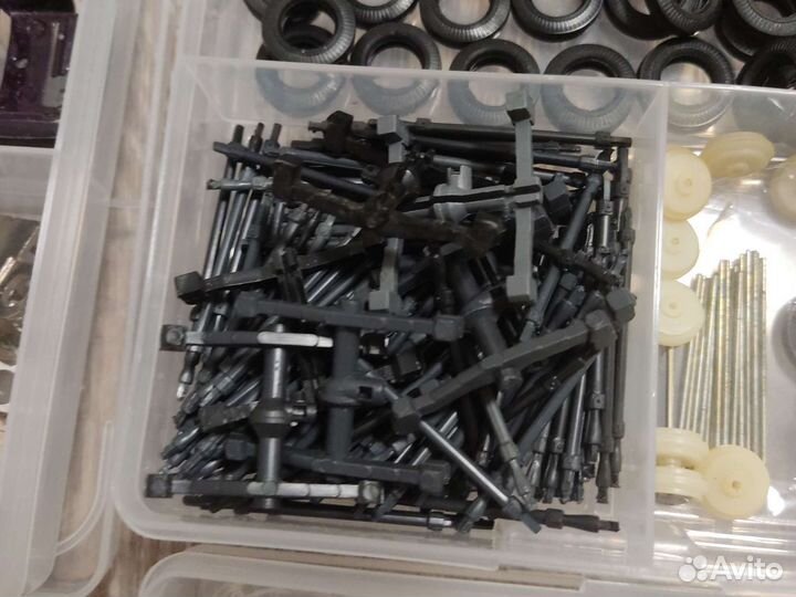 Запчасти на Волгу газ 24 1:43