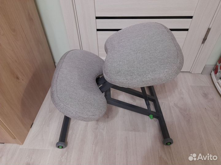 Коленный стул