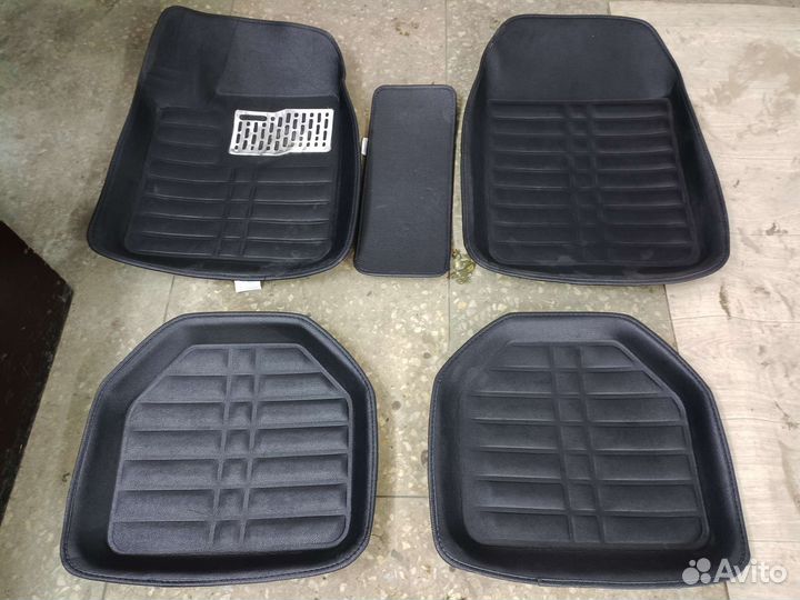 Автомобильные коврики из экокожи