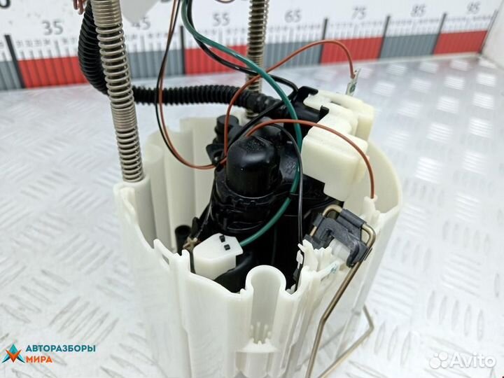 Насос топливный Chevrolet Cruze 2011 13586327