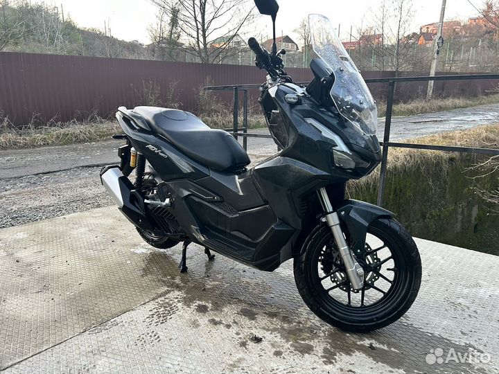 Продам идеальный скутер