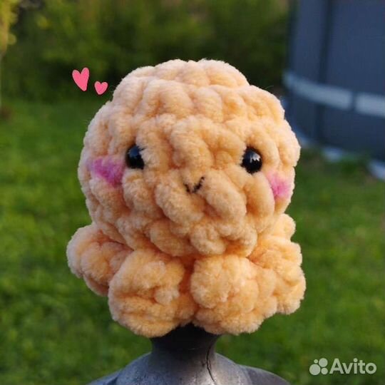 Вязаные осьминожки ручной работы