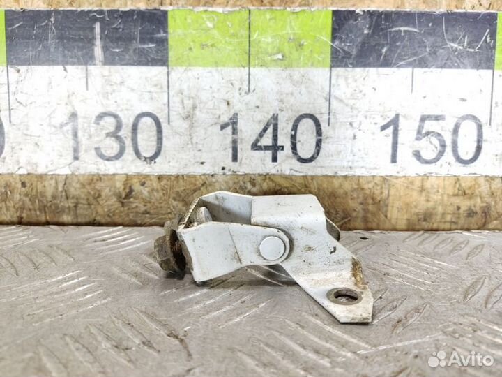 Петля багажника левая Mazda Cx5 2012-2017