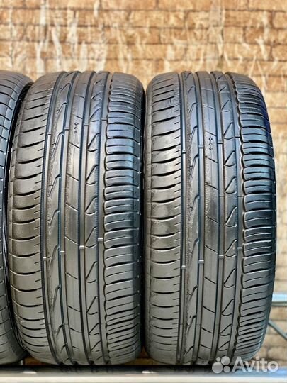 Nokian Tyres Hakka Blue 3 215/45 R16