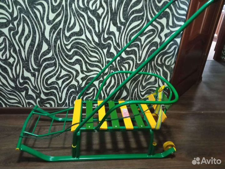 Детские санки с колесами