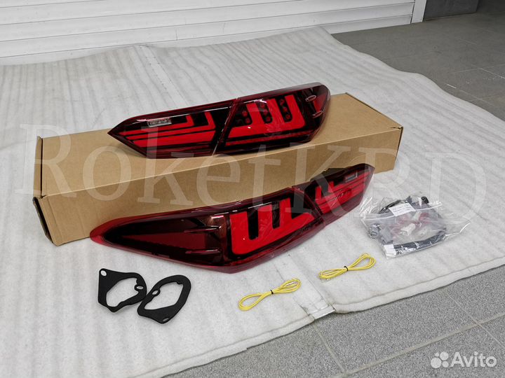 Задние Фонари Camry 70 красные