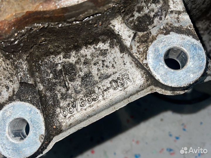 Кулак задний правый BMW X5 X6 X7 G05 G06 G07