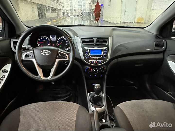 Hyundai Solaris 1.6 МТ, 2011, 206 000 км