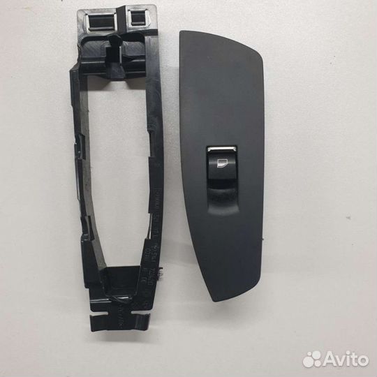 Кнопка стеклоподъемника BMW 7 F01/F02 2014г. 92419