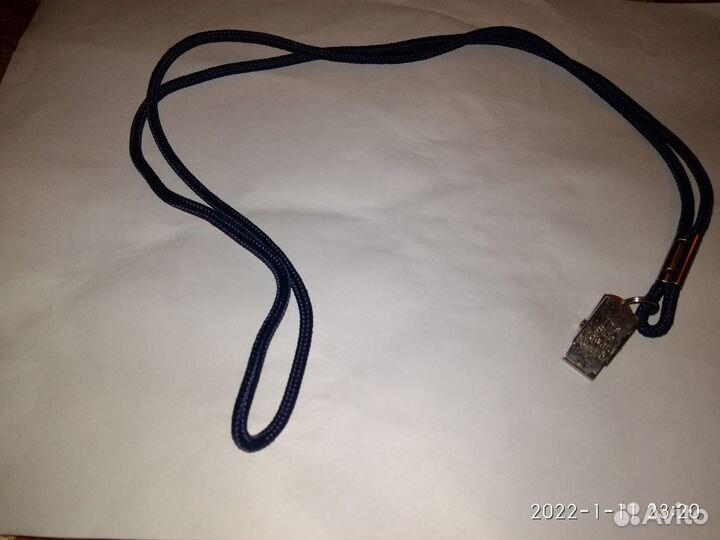 Шнурок для бэйджика