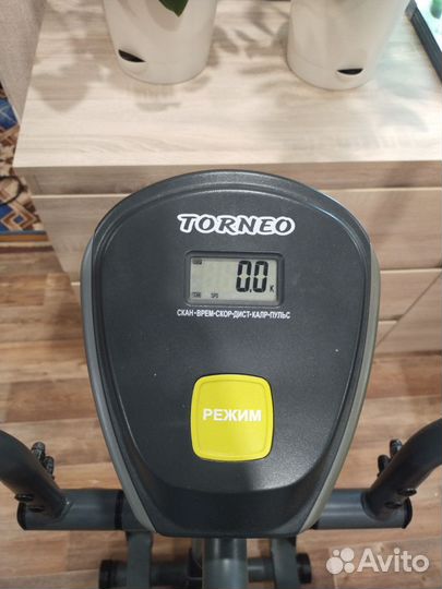 Эллиптический тренажер torneo