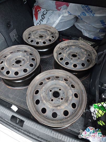 Диски на hyundai solaris R15