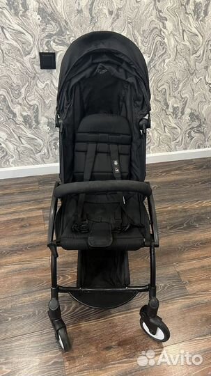 Прогулочная коляска yoya