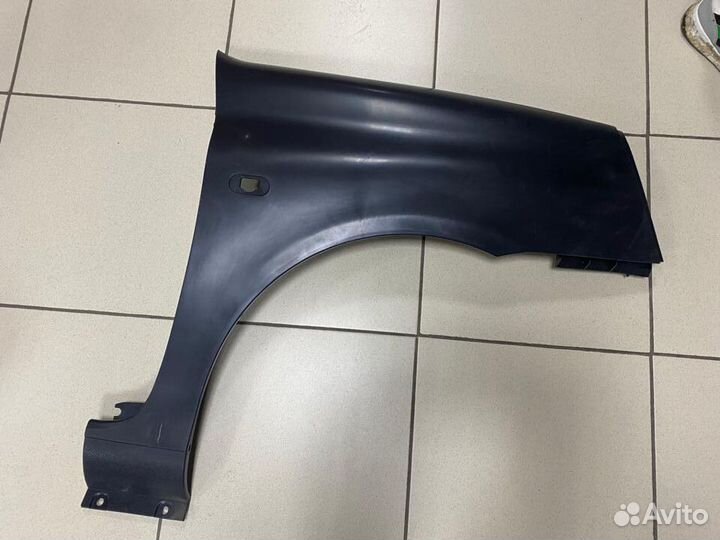 Крыло переднее левое.правое для Renault Clio 2