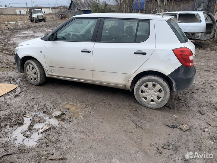 В разборе Skoda Fabia 2 2013 1.2 CGP