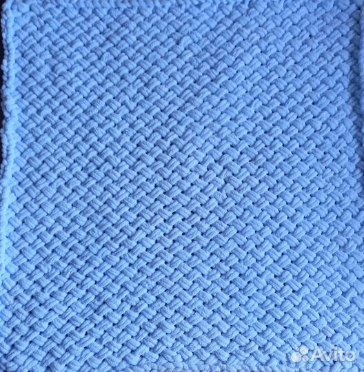 Плед ручной работы из плюшевой пряжи Alize puffy