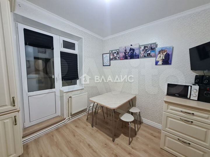 3-к. квартира, 70,9 м², 8/10 эт.