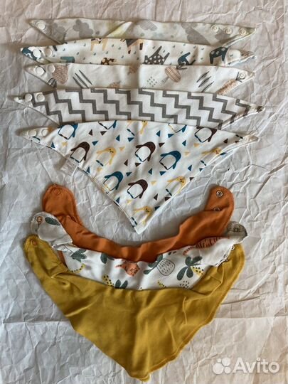 Набор слюнявчиков 8 штук