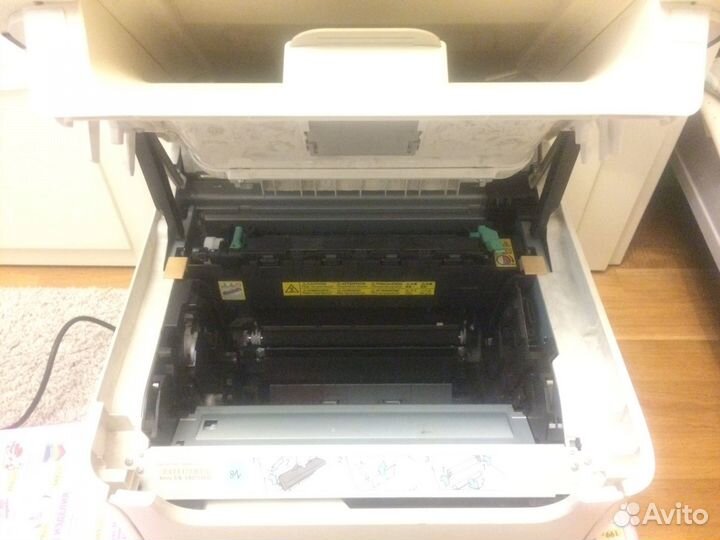 Мфу лазерный цветной Xerox Phaser 6121 MFP/S