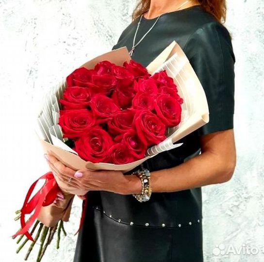 Розы 17 штук