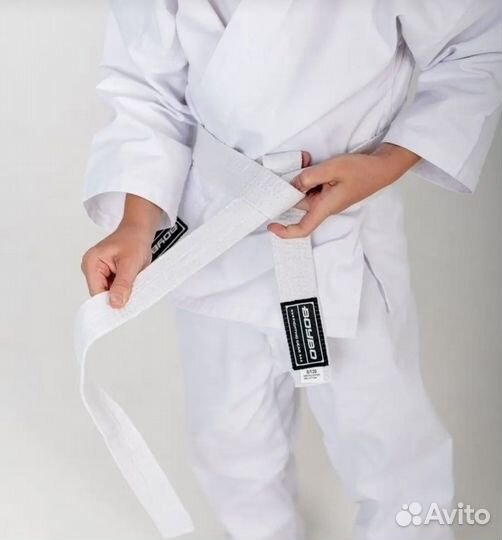 Кимоно для единоборств абсолютно новое размер 160