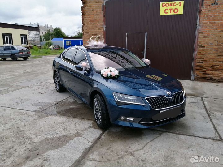 Автомобиль на свадьбу