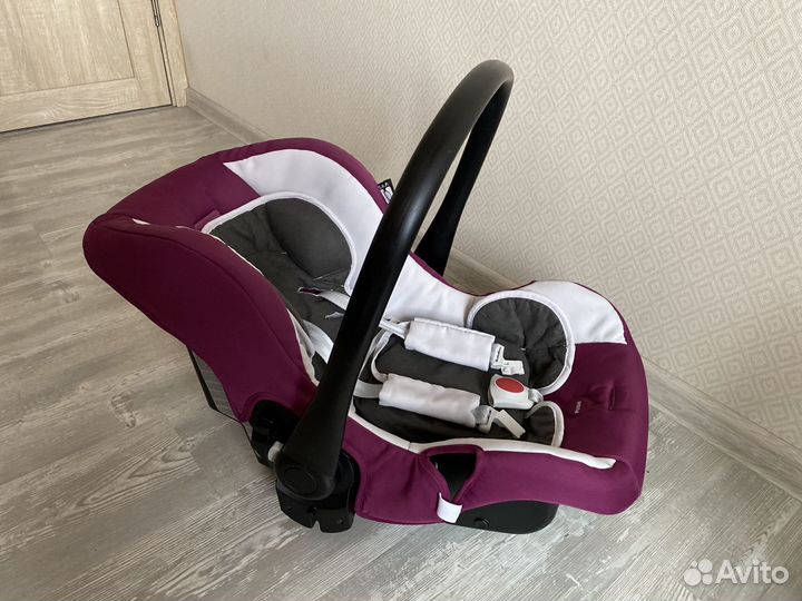 Автокресло автолюлька Inglesina Huggy