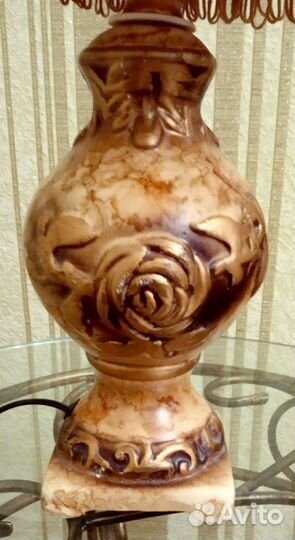 Лампа настольная