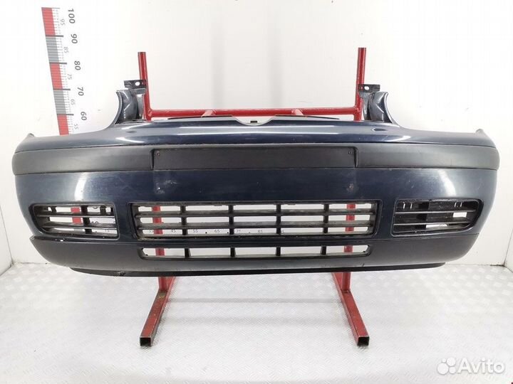 Бампер передний для Volkswagen Golf 4 1J0807217C